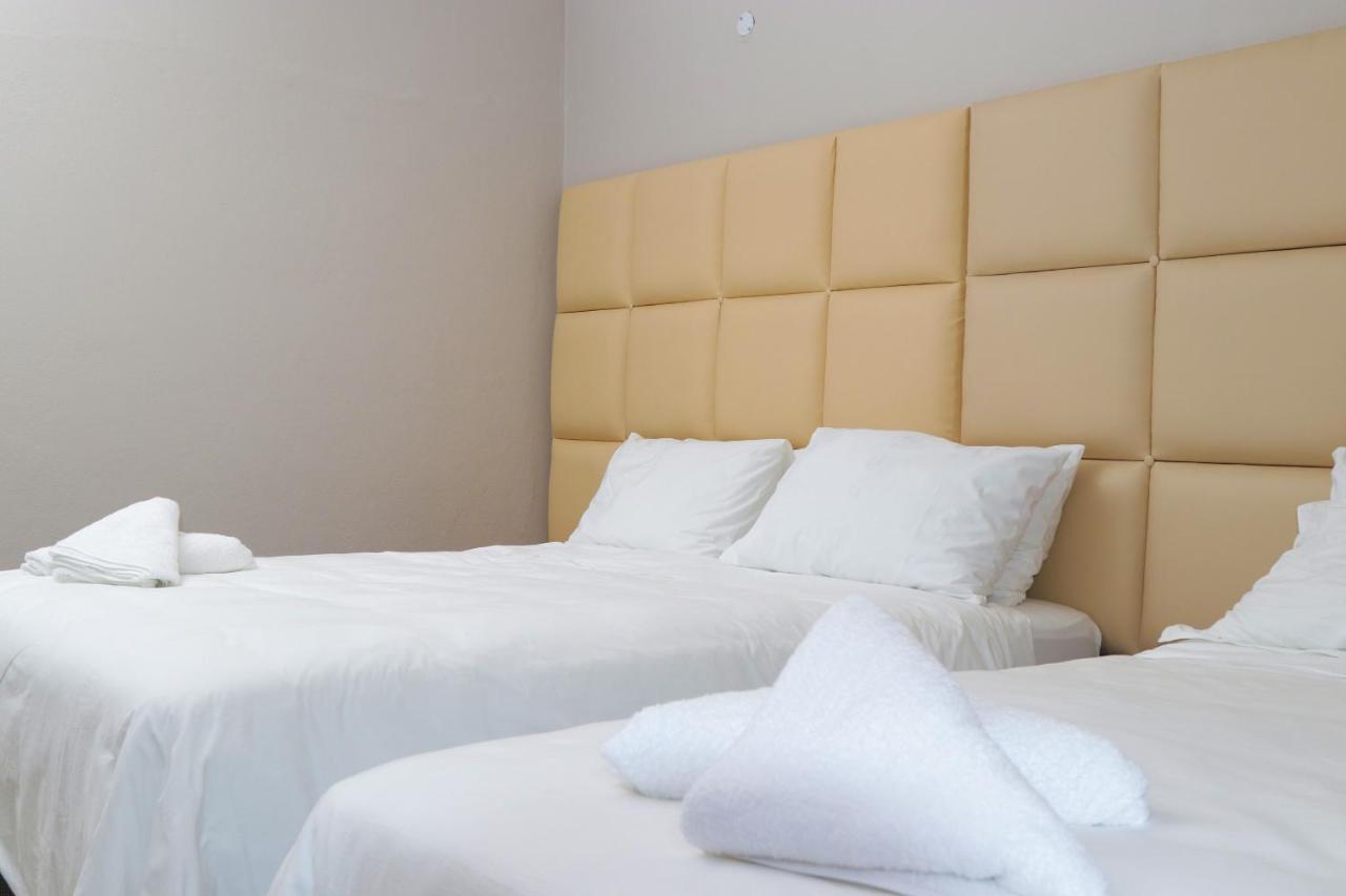 Early Riser Hotel Езулвини Екстериор снимка